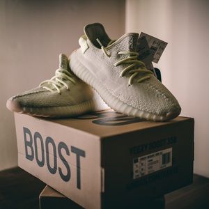 Adidas Yeezy V2 Butter Sz 9.5